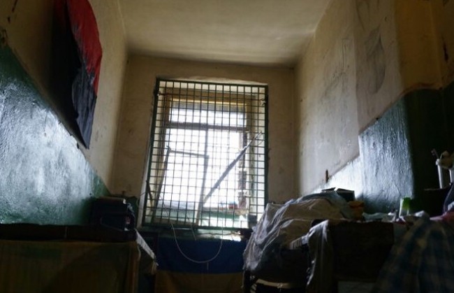 Побеги, убийства и массовые драки:  в местах лишения свободы возникли серьезные проблемы