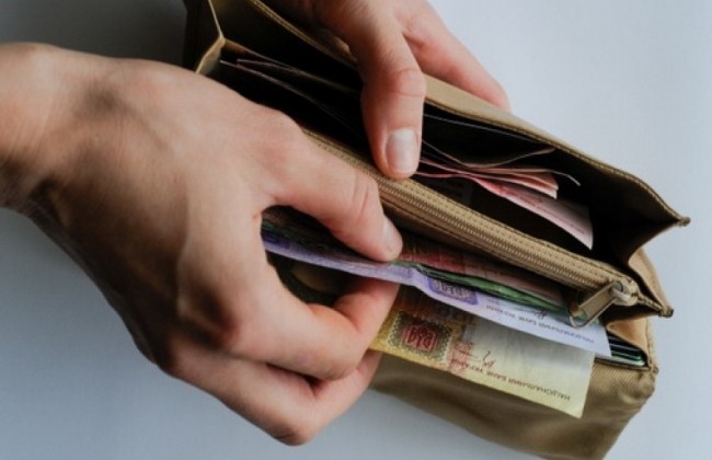 Во сколько обходится украинцам Президент и его администрация