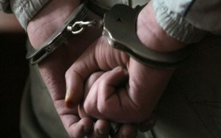 Жуткое убийство под Киевом: мужчина зарезал соседа на глазах у его больной жены