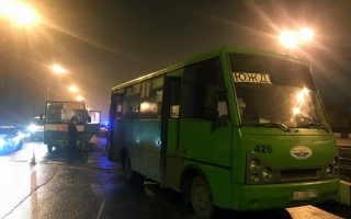 Крупное ДТП в Харькове: более десятка пострадавших, среди них - дети