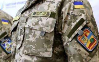 Что быстрее сгорит: стало известно качество украинской военной формы