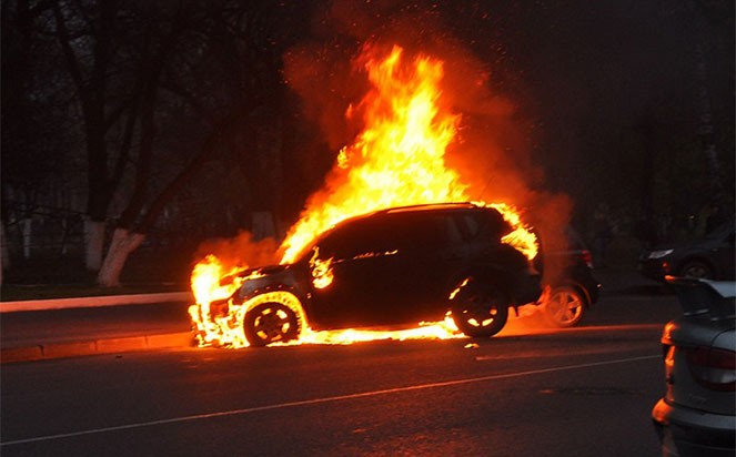 Страшный случай: автомобиль с пассажирами сгорел за считанные минуты