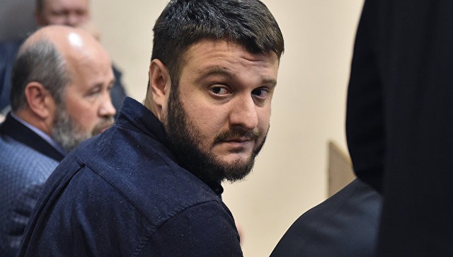 В нардепы пойдет: в соцсетях комментируют расследование по «делу о рюкзаках» Авакова