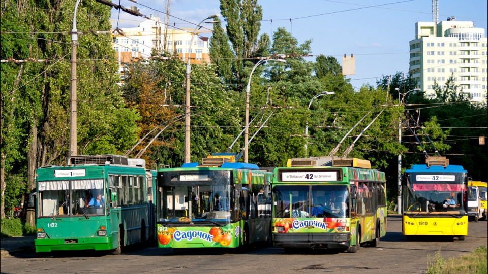 На выходных изменится движение двух троллейбусов в Киеве