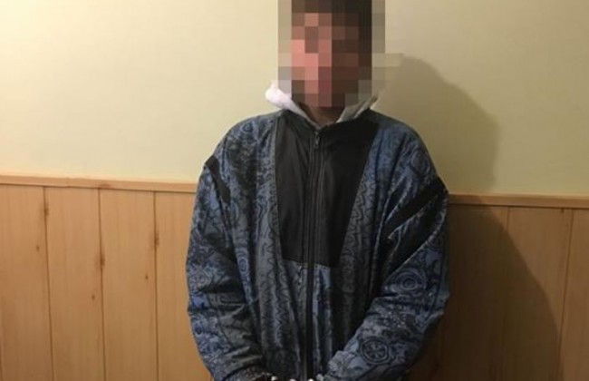 В Днепре подросток забил до смерти мужчину на остановке (фото)