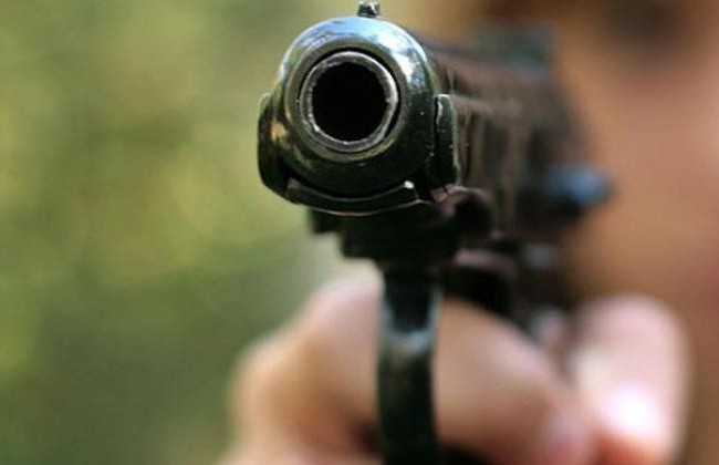 В Днепре неизвестный открыл стрельбу по людям, есть пострадавшие (фото)