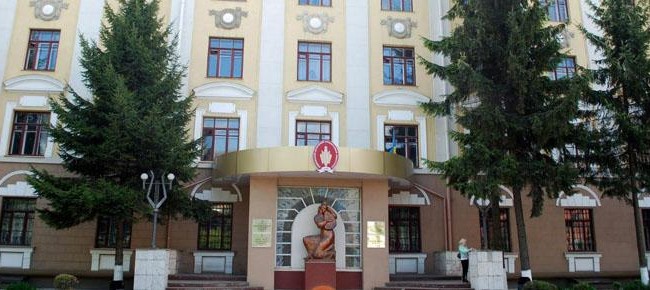 Скандал с домогательствами профессора из Ровно: появились подробности