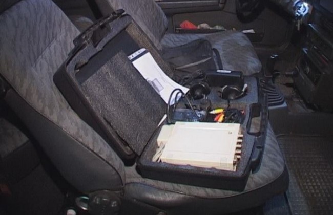 Бизнесмен пытался ввезти в Украину из РФ комплекс для прослушивания телефонов