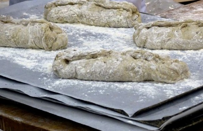 В Финляндии приготовили хлеб из молотых сверчков