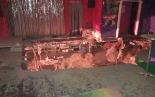 В испанском клубе обрушился пол: много пострадавших (фото)