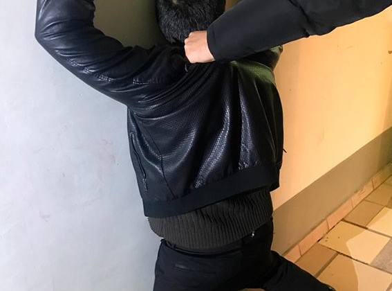 В Днепре пытались подкупить следователя полиции (фото)