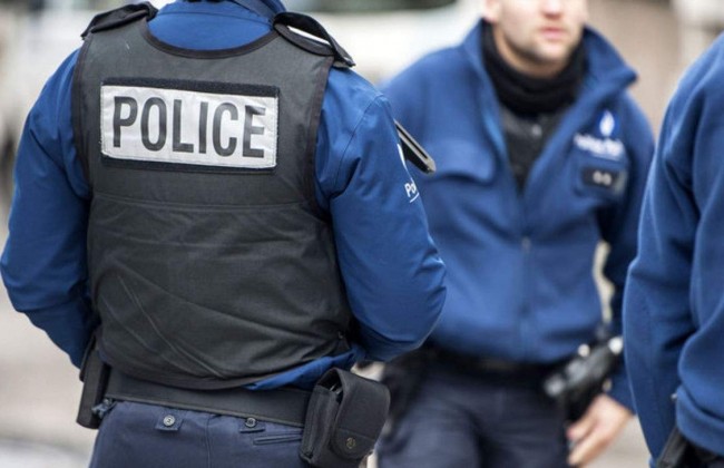 Во Франции мигранты устроили сопротивление полиции: правоохранители открыли огонь