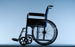 С первого декабря увеличат сумму социальных выплат инвалидам