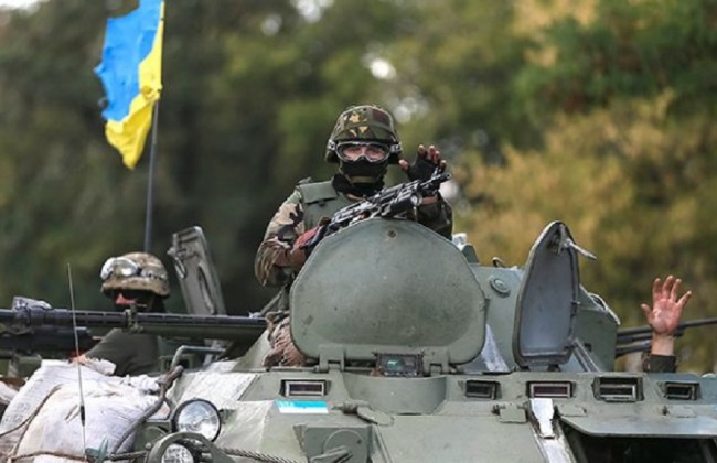 Украинские защитники укрепили позиции на Донбассе