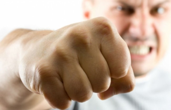 Получает удовольствие от издевательств: появились подробности про отца «школьника-садиста»