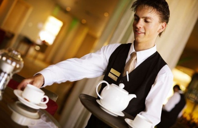 Украинцев массово обманывают в ресторанах и кафе: раскрыты популярные схемы