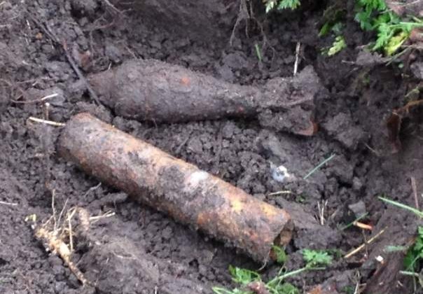 Киевляне десятилетиями ходили по парку с активным снарядом времен Второй мировой войны