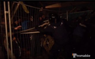 Полиция ищет Саакашвили: возле палаток под Радой произошли стычки (видео)