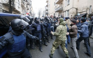 Cтолкновения возле Верховной Рады: полиция назвала число пострадавших