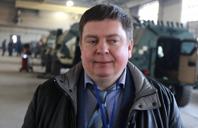 За бешеные деньги директор сдавал в аренду госпредприятию свои автомобили