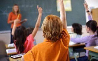 Скандал в школе Киева: учеников заставляют учить русский язык