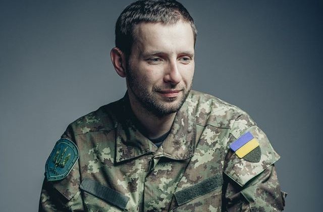 Драка Парасюка с полицейским: появились новые подробности и видео