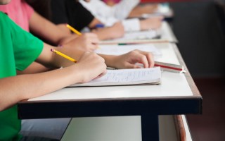 Ученики колледжей и ПТУЗ будут сдавать ВНО