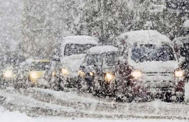 Из-за непогоды на трасе Киев-Чоп остановили движение фур