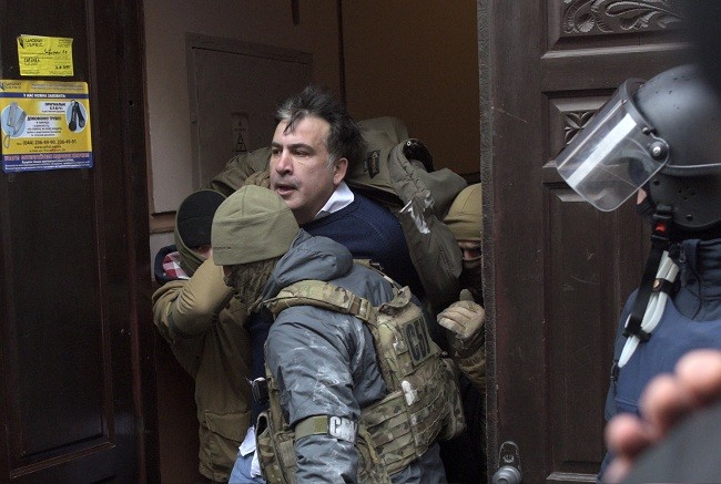 Печерский суд освободил Михеила Саакашвили (текстовая трансляция)