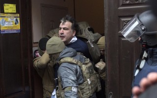 Печерский суд освободил Михеила Саакашвили (текстовая трансляция)