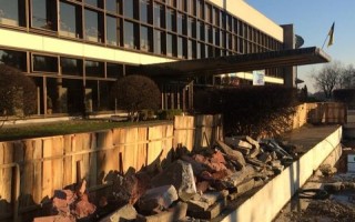 В столице неожиданно убрали уникальные фонтаны (фото)