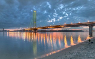В Киеве ограничат движение по Южному мосту