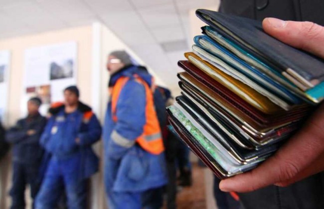 В Волынской области прикрыли группировку, торгующую поддельными документами