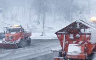 Водителей призвали не ездить на своих автомобилях (фото)