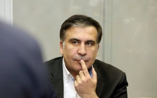 Михо, езжай в Грузию: соцсети обсуждают действия Саакашвили