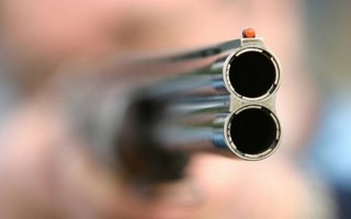 Харьковчанин подстрелил двух парней из карабина