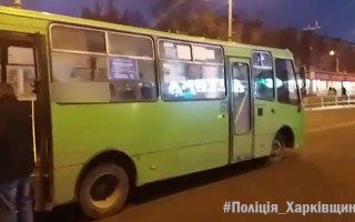 Нетрезвый мужчина угнал маршрутку и угодил в ДТП