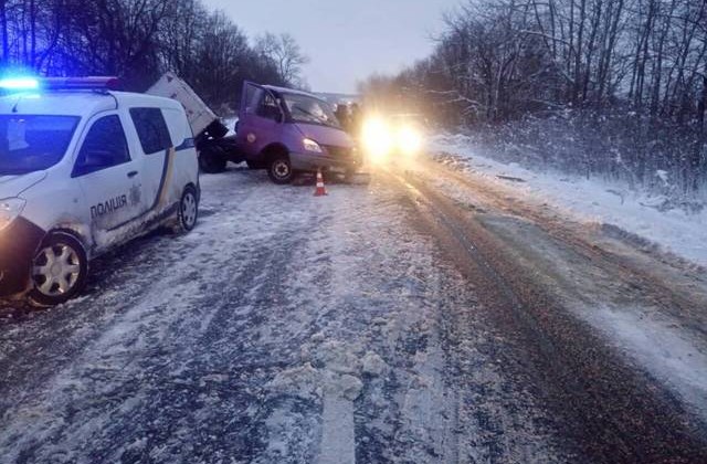 ДТП во Львовской области: восемь человек получили травмы
