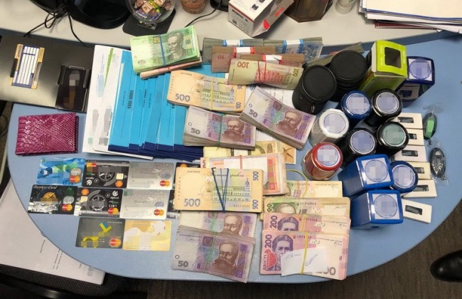 В Запорожской области «накрыли» крупную схему вывода денег чиновниками (фото)