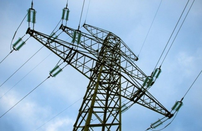 Из-за непогоды в Украине без света остались 34 населенных пункта