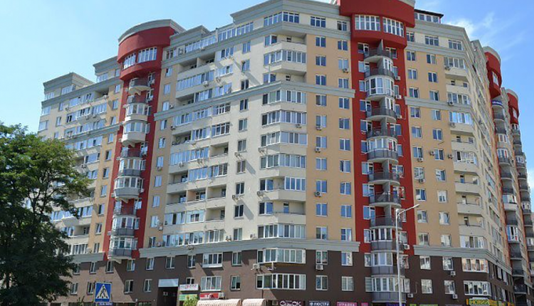 Роскошную квартиру и автомобиль «забыла» указать в декларации сотрудница киевской таможни