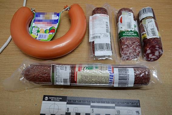 В Киеве мужчина пытался по крупному «обчистить» супермаркет