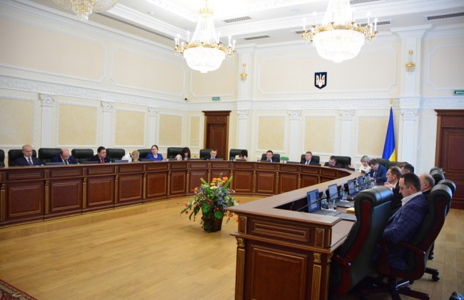 Высший совет правосудия уволил двоих судей