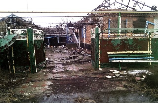 Боевики на Донбассе уничтожают целые села: появились подробности