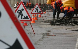 На одном из столичных мостов ограничат движение