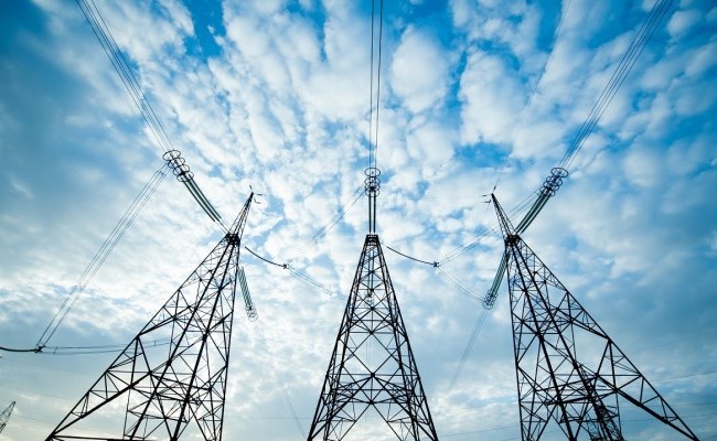 Цену на электричество планируют повысить в 2018 году