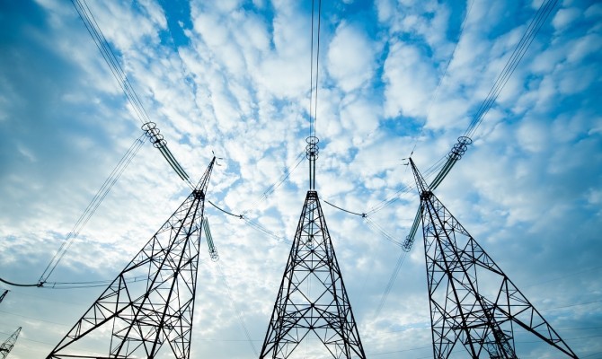Цену на электричество планируют повысить в 2018 году