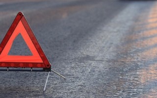 В Киеве водитель бетономешалки не заметил под колесами женщину