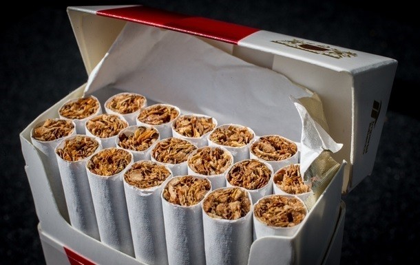 В Украине подорожают сигареты: что нужно знать