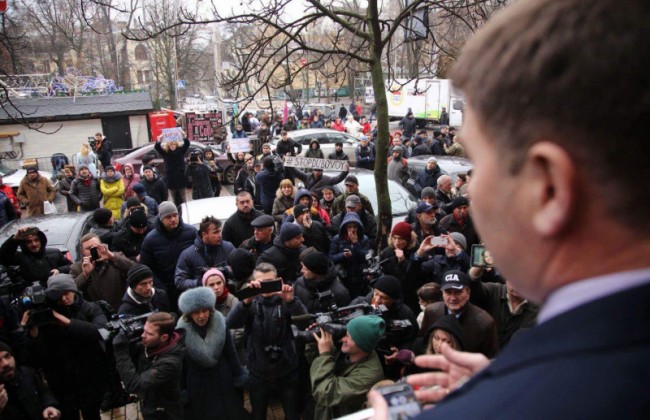 Дело Ноздровской: в Киеве под отделением полиции идет пикет